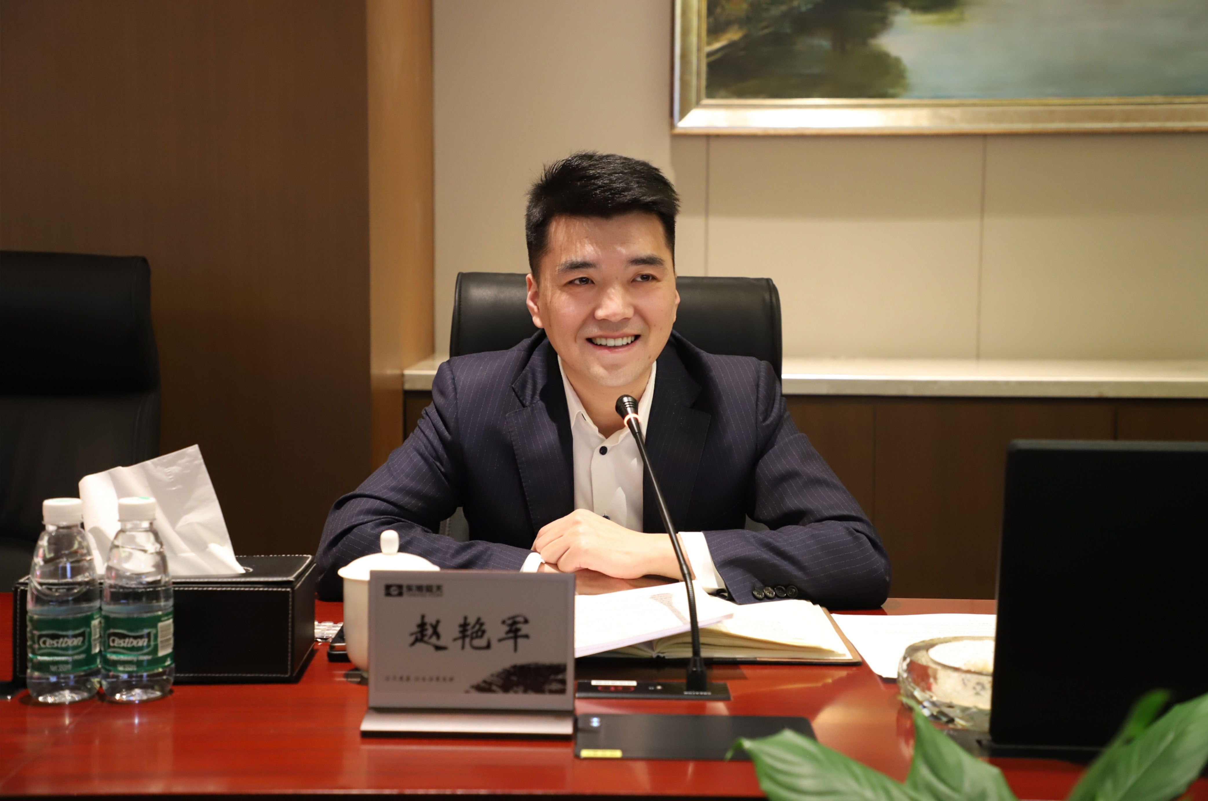 赵艳军2.jpg 赵艳军2.jpg